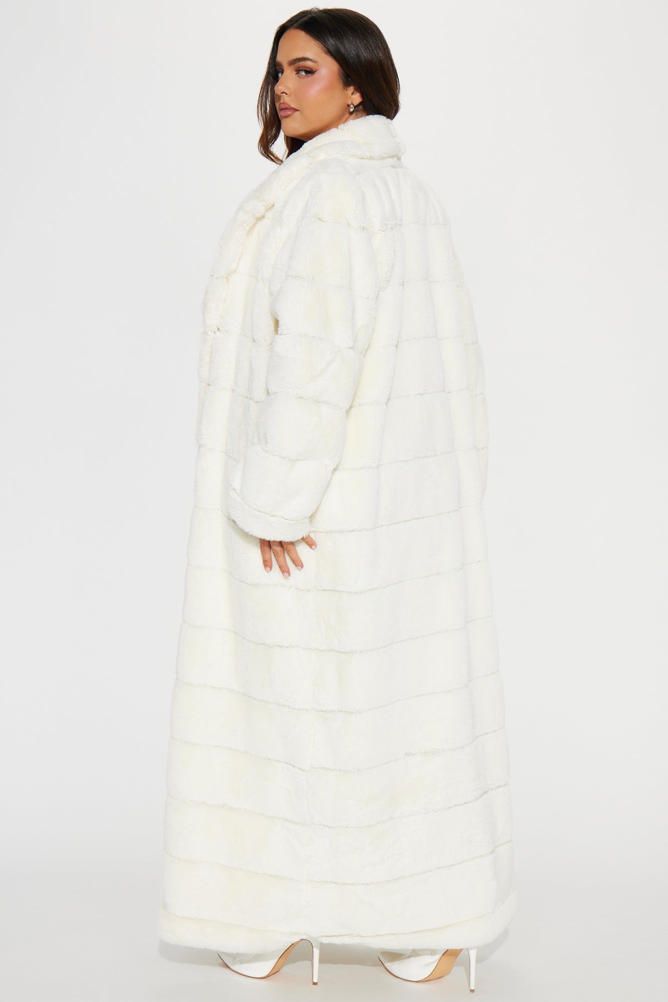 Chic In The City Faux Fur Coat - Cream sold by Fashion Nova product image thumbnail 6