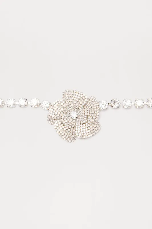 Decadent Petals Choker - Silver made by Fashion Nova