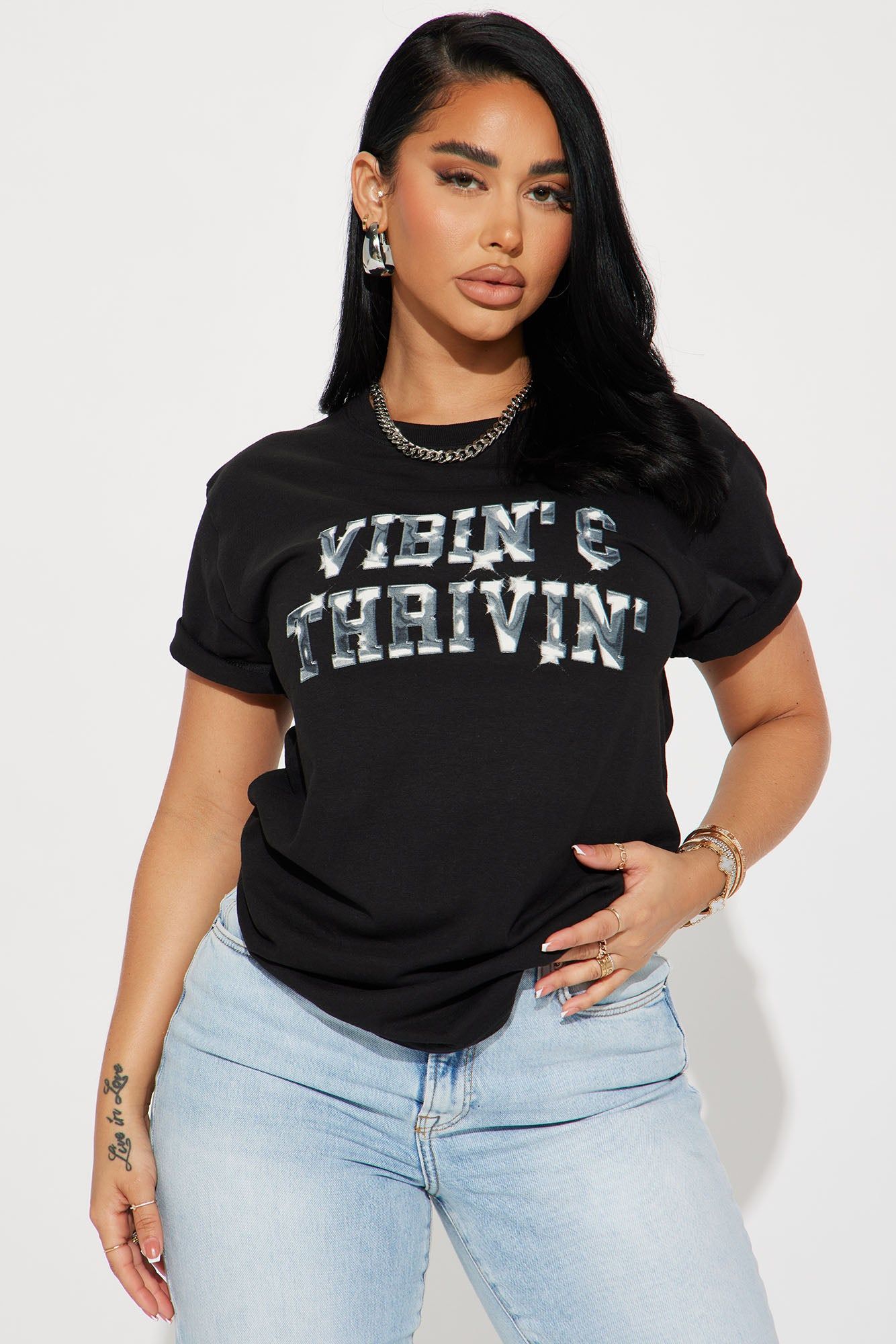Vibin' & Thrivin' Graphic Tee - Black sold by Fashion Nova