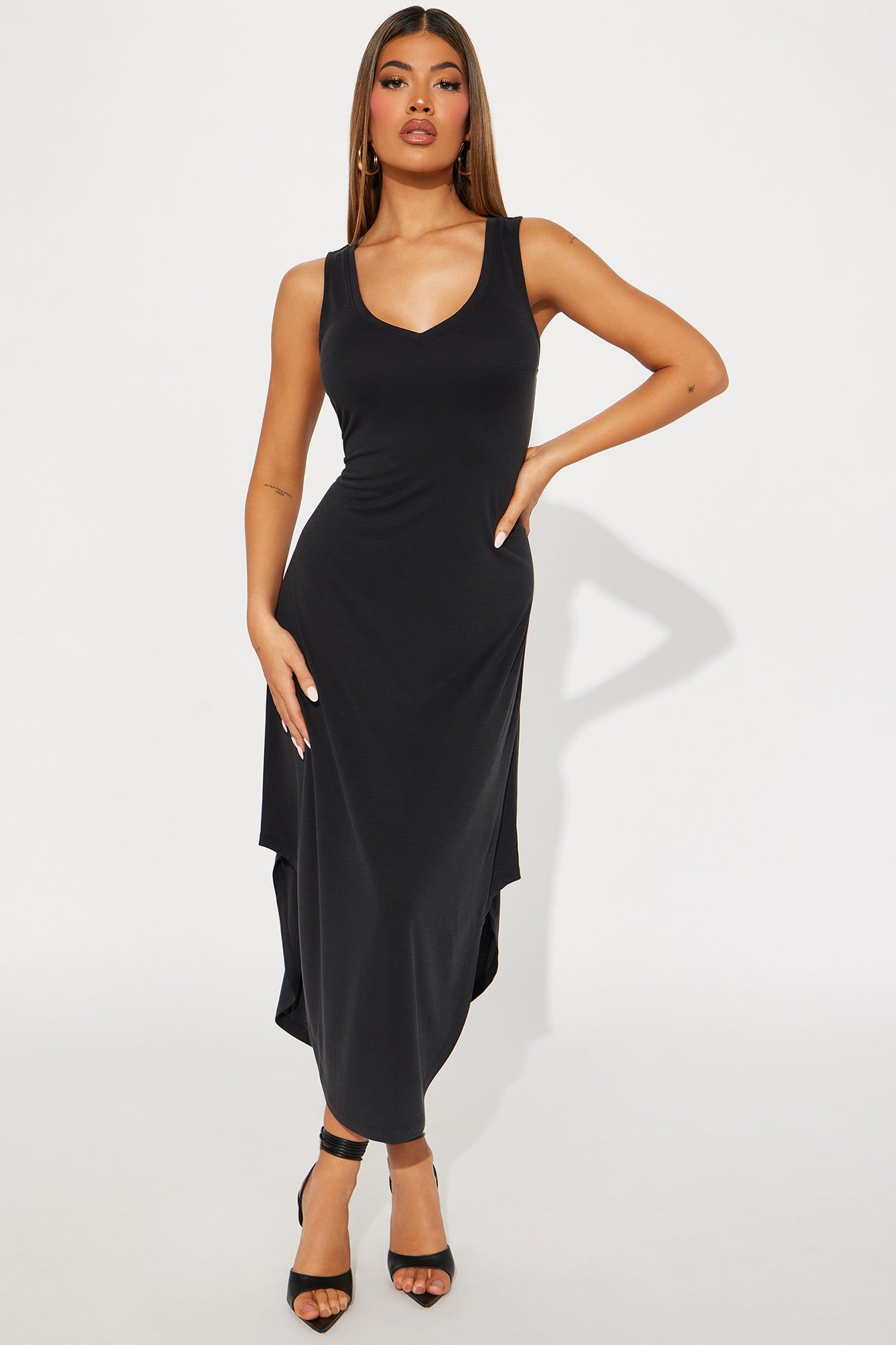 Aria Maxi Dress - Black sold by Fashion Nova