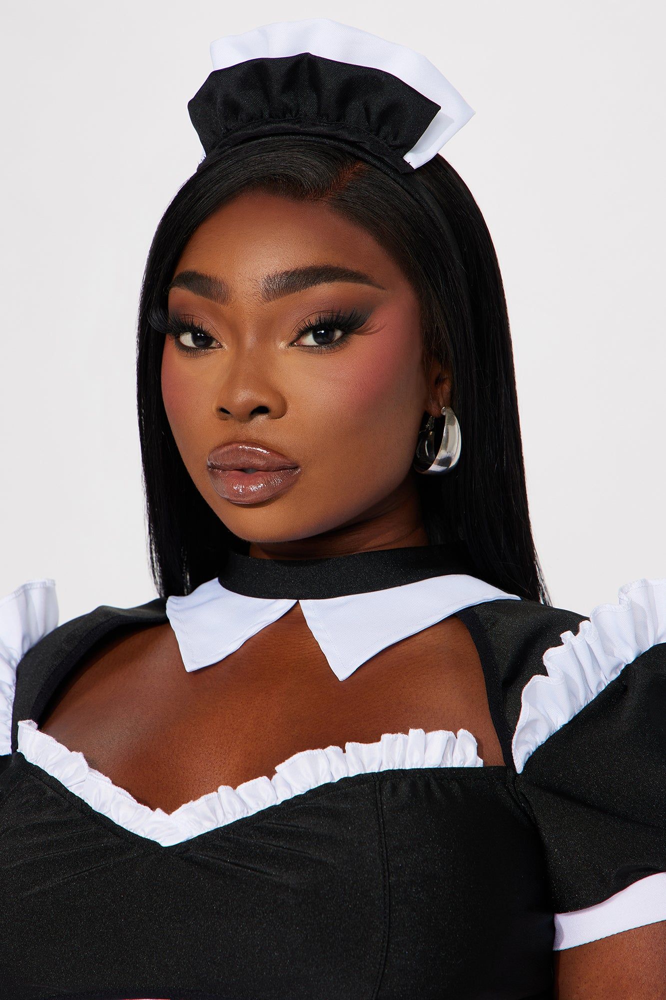 Sultry Maid 5 Piece Costume Set - Black/White sold by Fashion Nova product image thumbnail 8