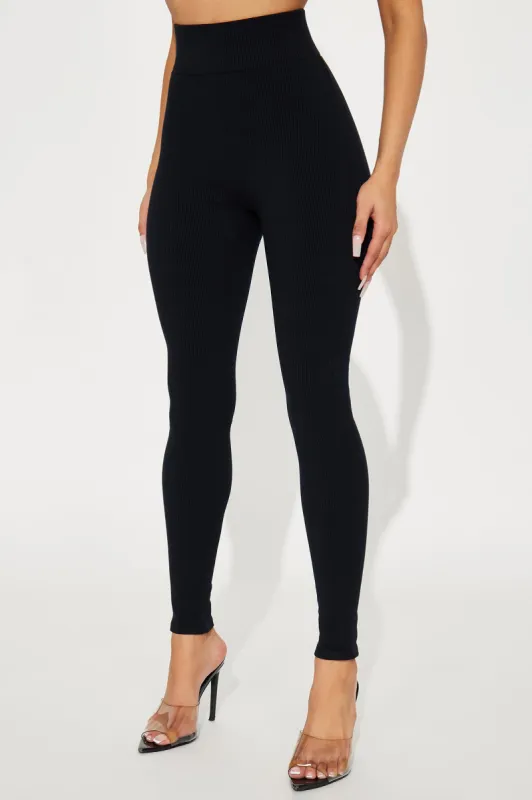 Janet Snatched Leggings - Black sold by Fashion Nova
