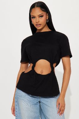 Run It Up Cut Out Top - Black sold by Fashion Nova