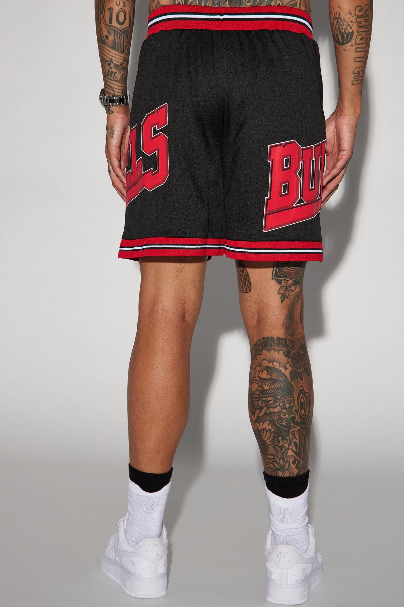 Bulls Step Back Mesh Shorts - Black sold by Fashion Nova product image thumbnail 6