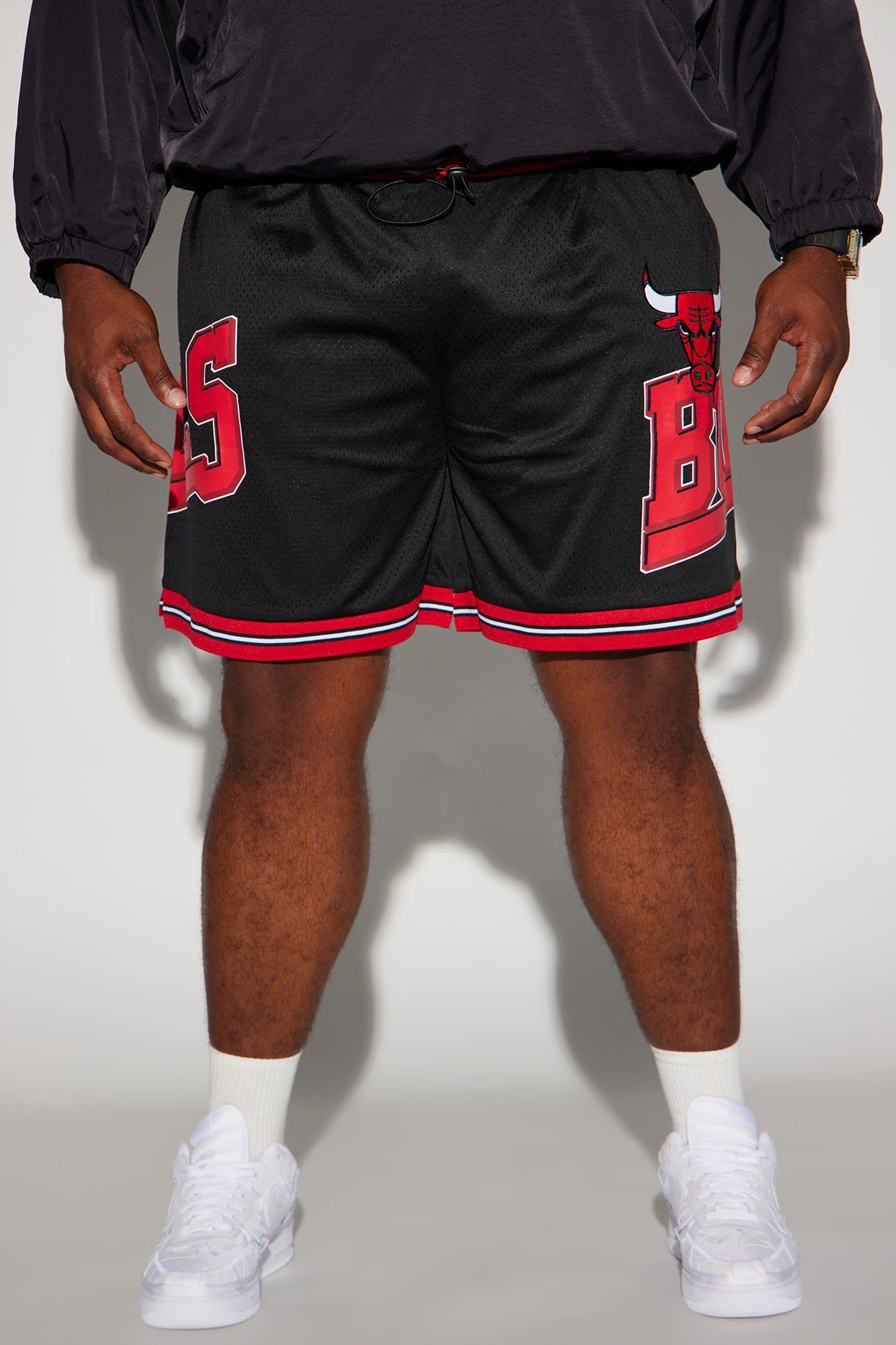 Bulls Step Back Mesh Shorts - Black sold by Fashion Nova product image thumbnail 2