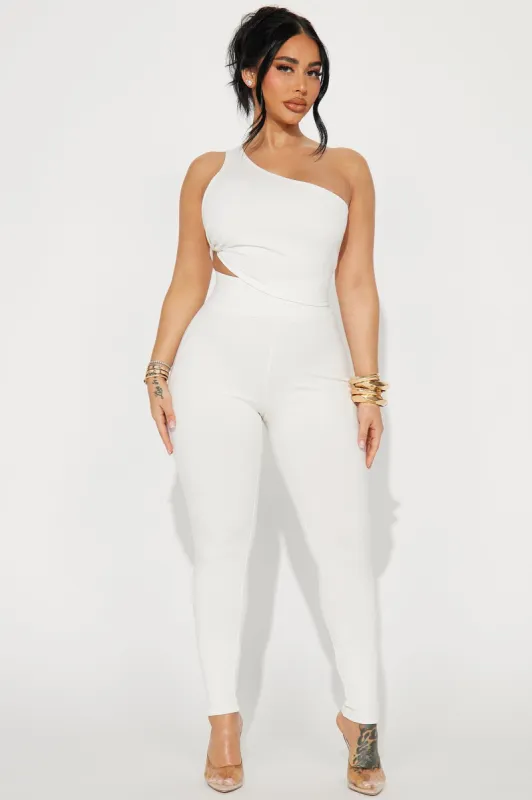 Janet Snatched Leggings - Off White sold by Fashion Nova