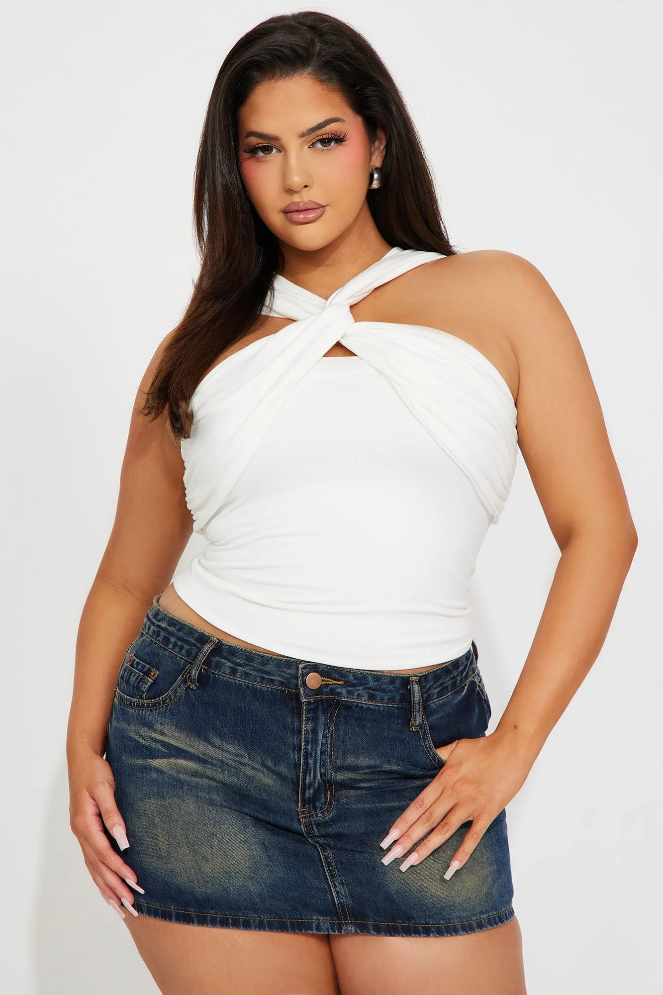 Taylor Twist Detail Top - White sold by Fashion Nova product image thumbnail 4