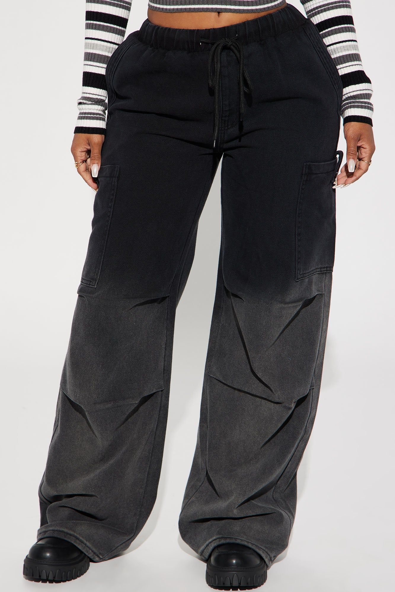 Too Distant Ombre Wide Leg Pant - Black sold by Fashion Nova product image thumbnail 2