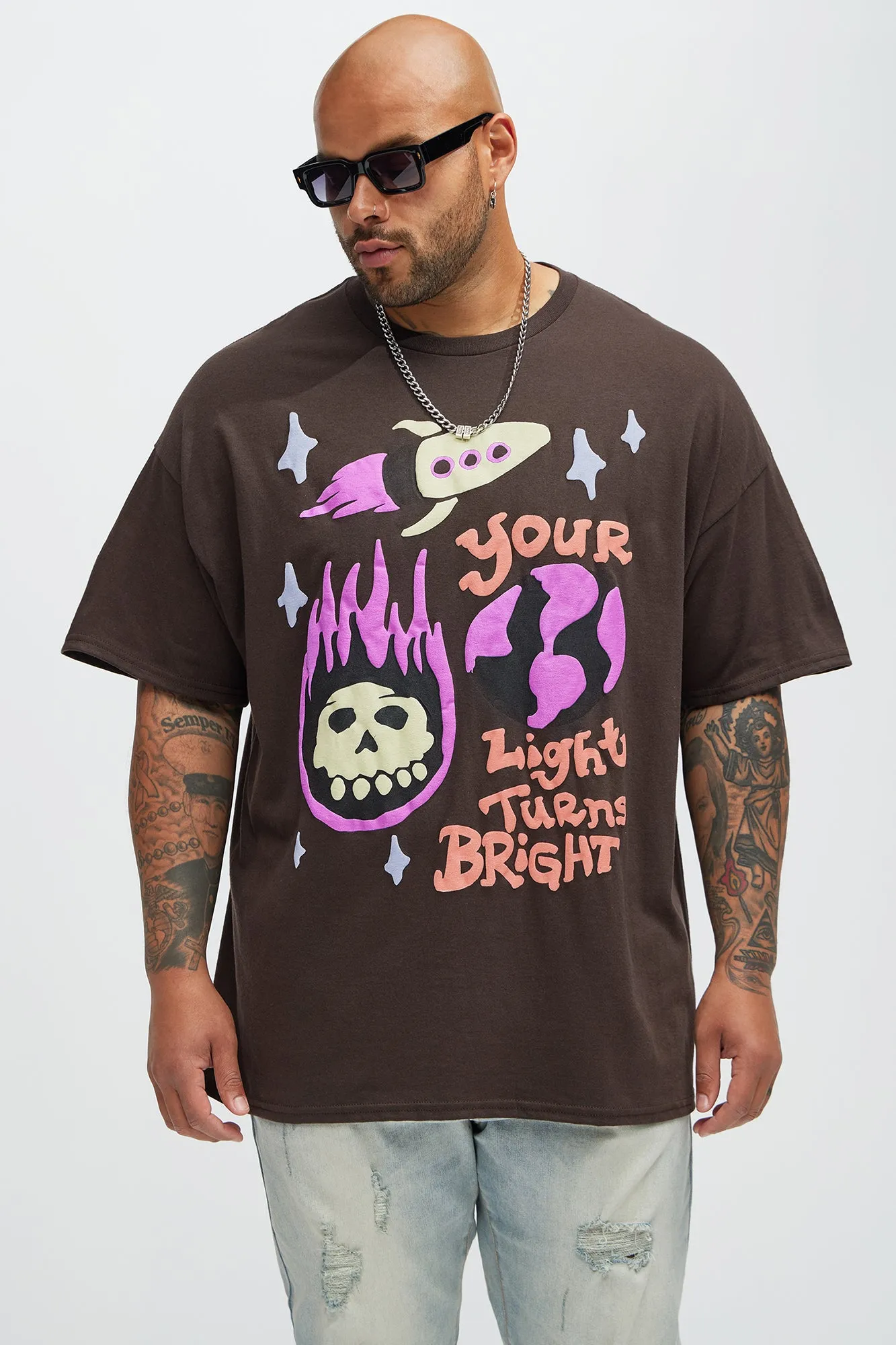 Your Light Turns Bright Short Sleeve Tee - Chocolate sold by Fashion Nova product image thumbnail 4