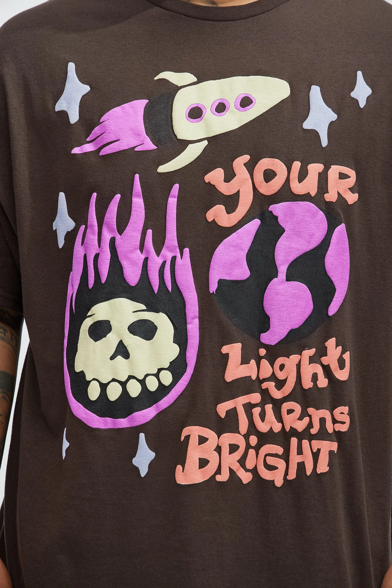 Your Light Turns Bright Short Sleeve Tee - Chocolate sold by Fashion Nova product image thumbnail 5
