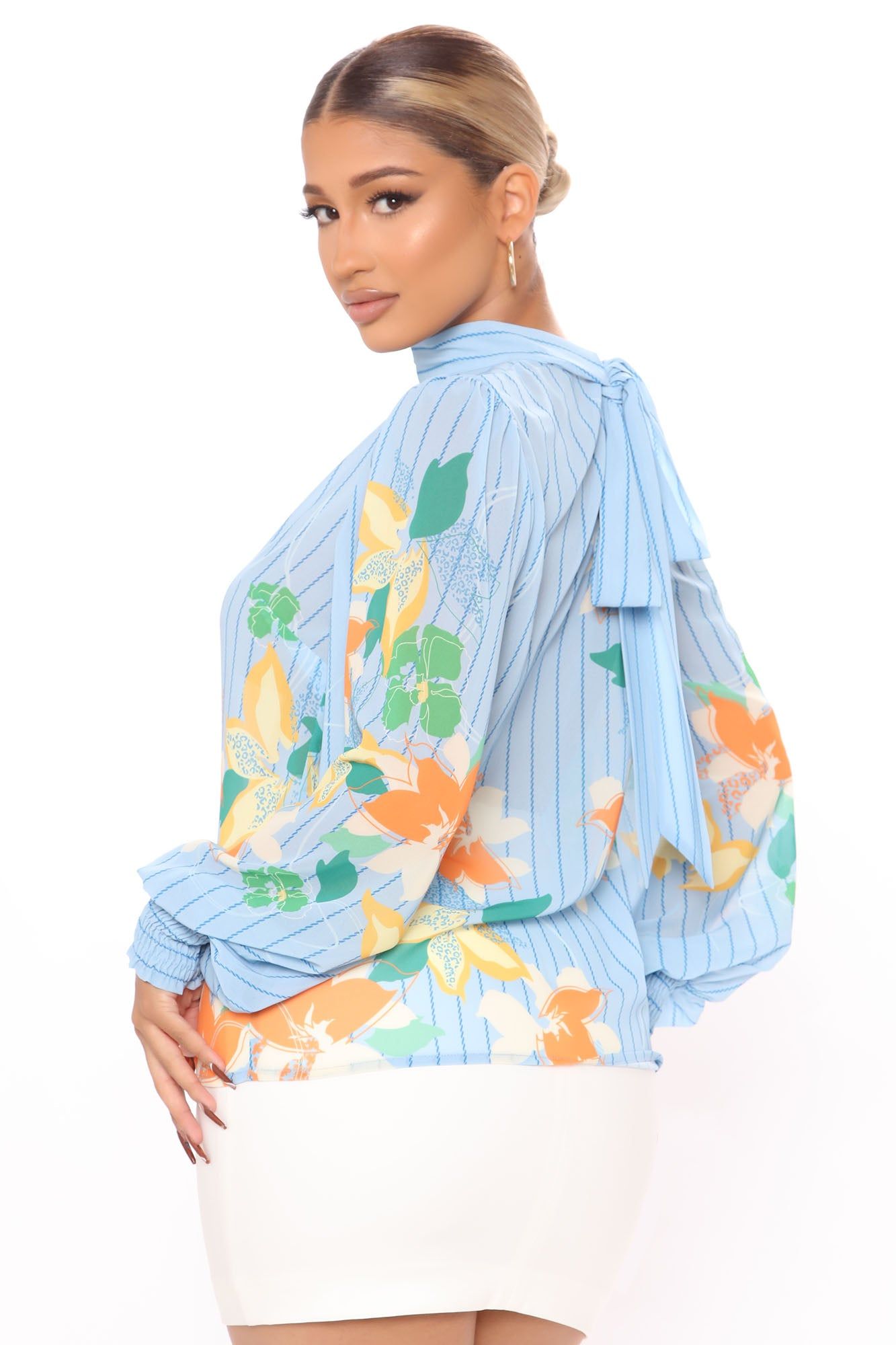 Kathleen Floral Top - Blue sold by Fashion Nova product image thumbnail 4