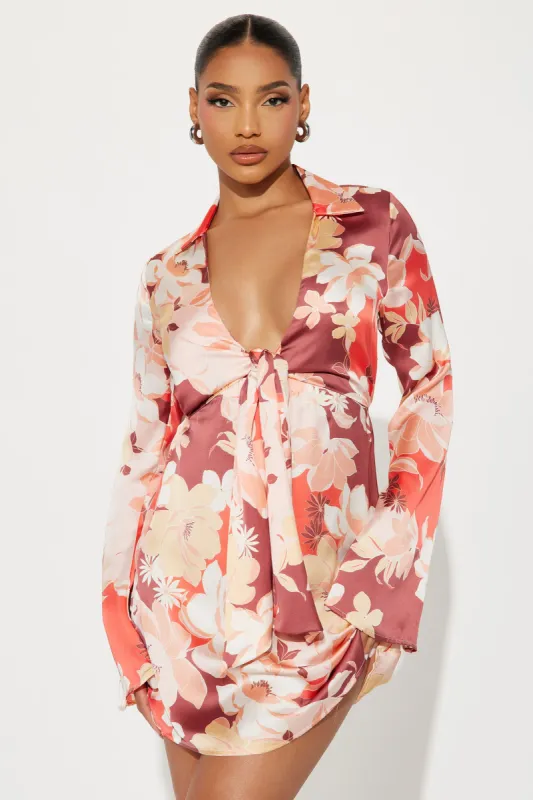 Summer Groove Mini Dress - Peach/combo sold by Fashion Nova