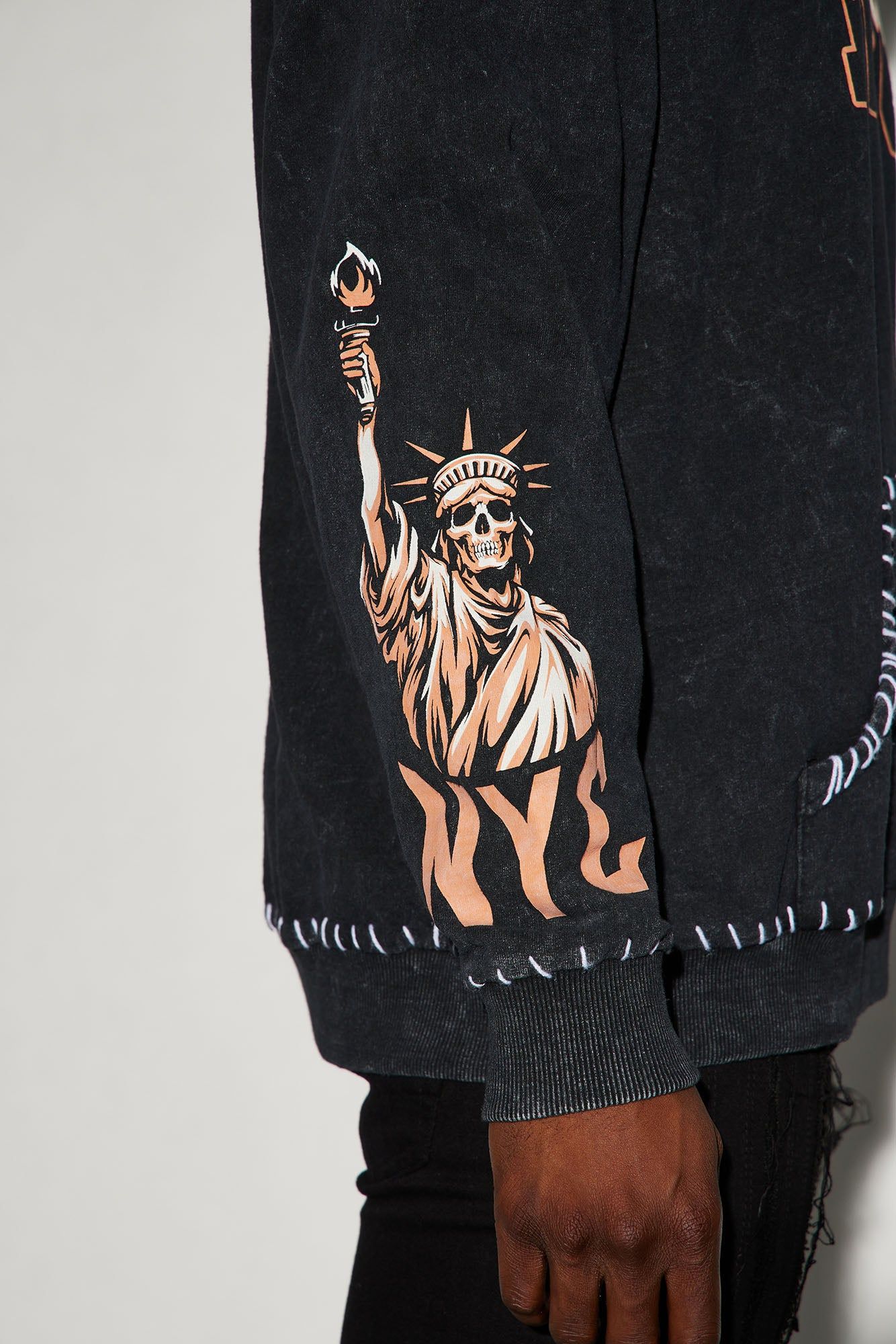 NYC Concrete Jungle Oversized Hoodie - Black sold by Fashion Nova product image thumbnail 5