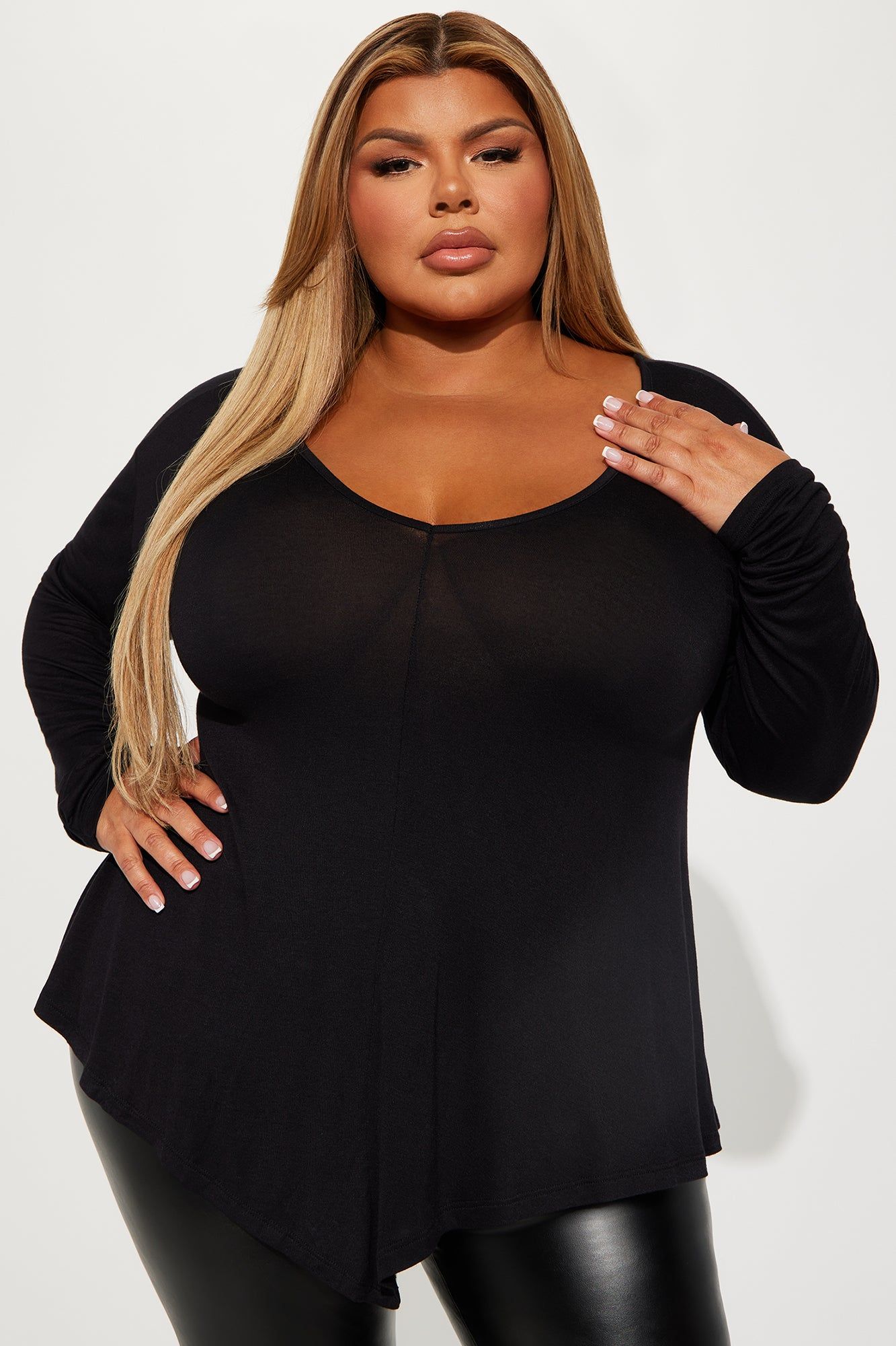 Victoria V-Neck Top - Black sold by Fashion Nova product image thumbnail 4