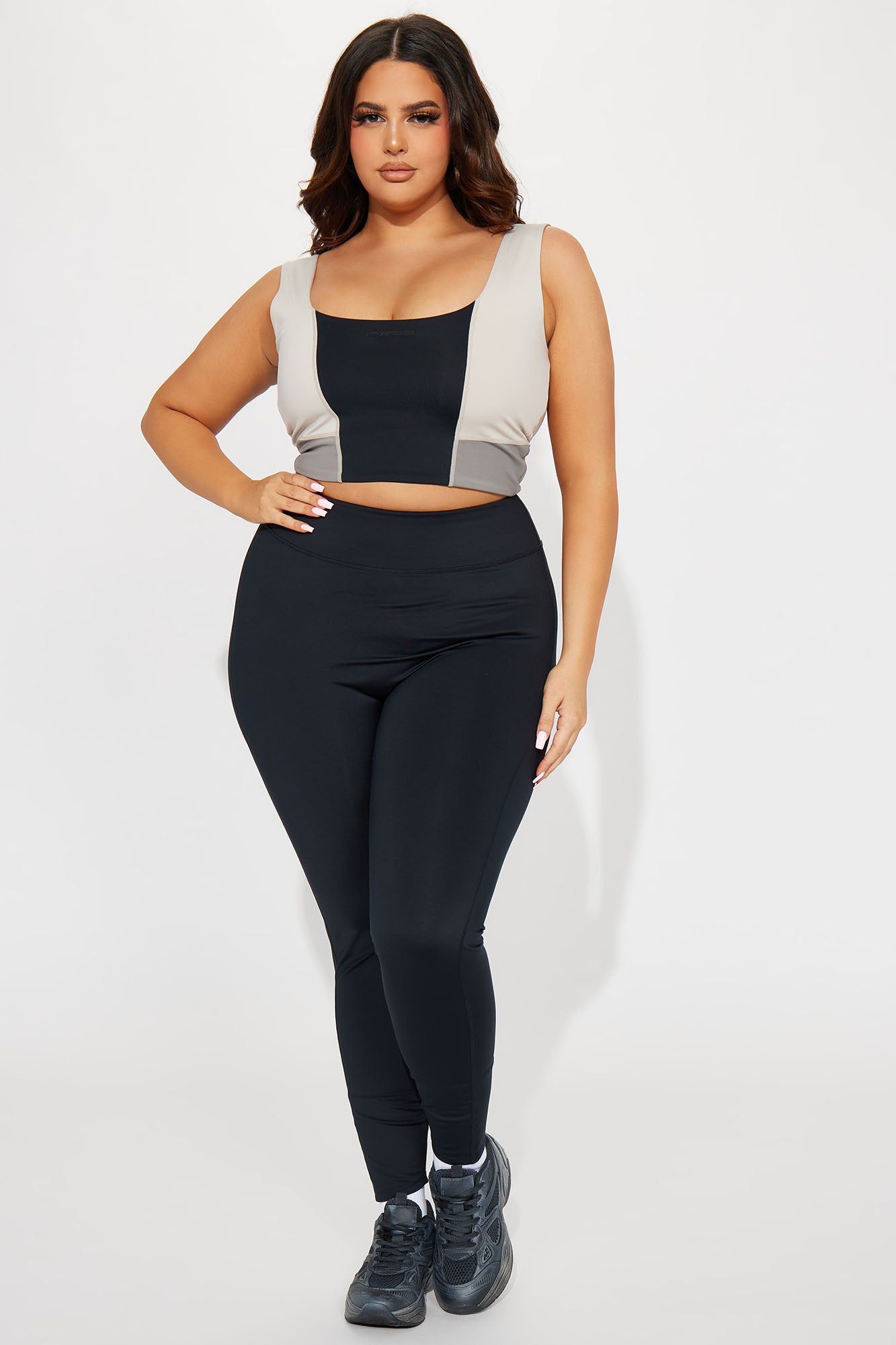 Claudia Elevate Active Legging - Black sold by Fashion Nova product image thumbnail 4