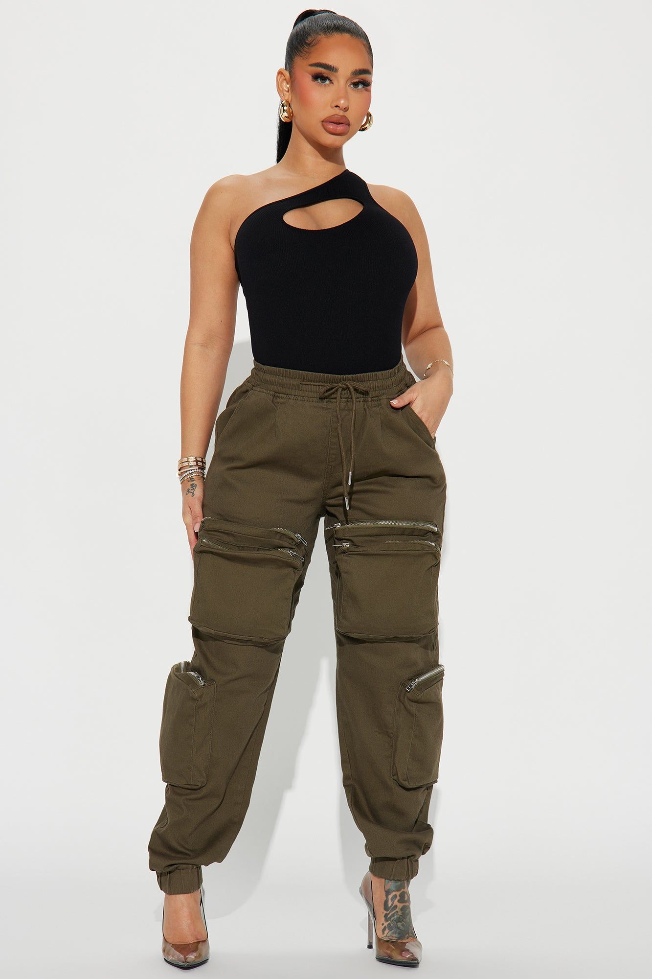 Keepin' It Casual Cargo Jogger - Olive sold by Fashion Nova