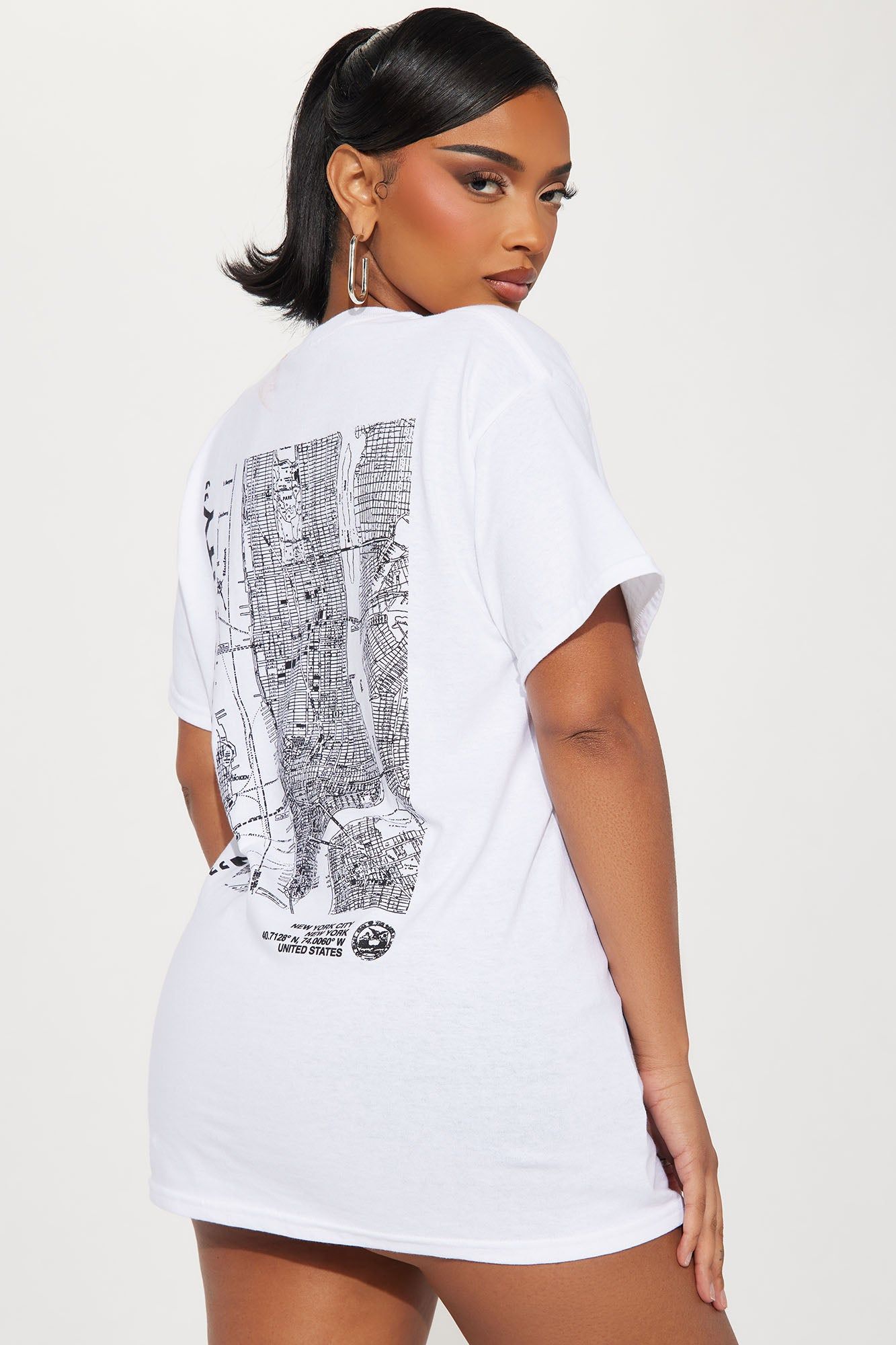 Destination NYC Graphic T-Shirt - White sold by Fashion Nova product image thumbnail 5