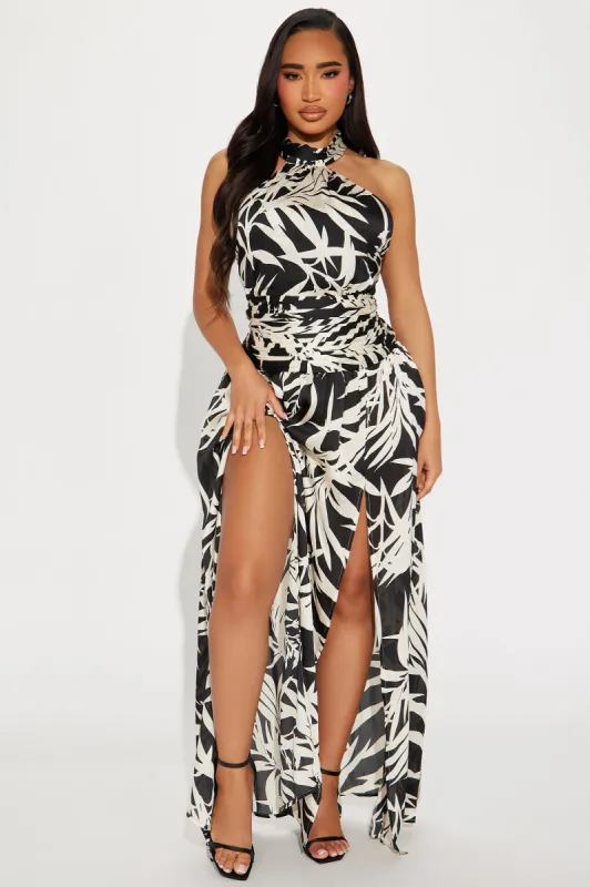 Searching For You Maxi Dress - Black/White sold by Fashion Nova
