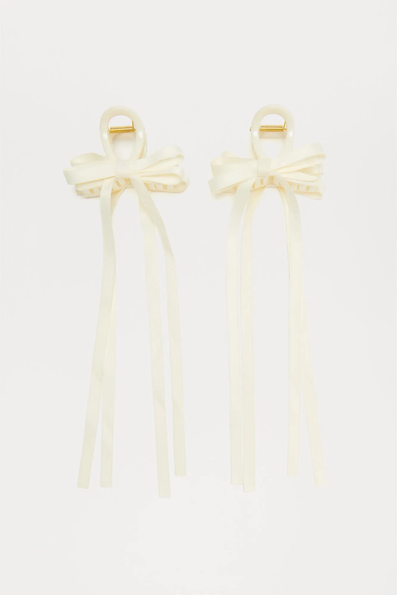 Sweetest Moment Claw Clip Set - Ivory sold by Fashion Nova product image thumbnail 3