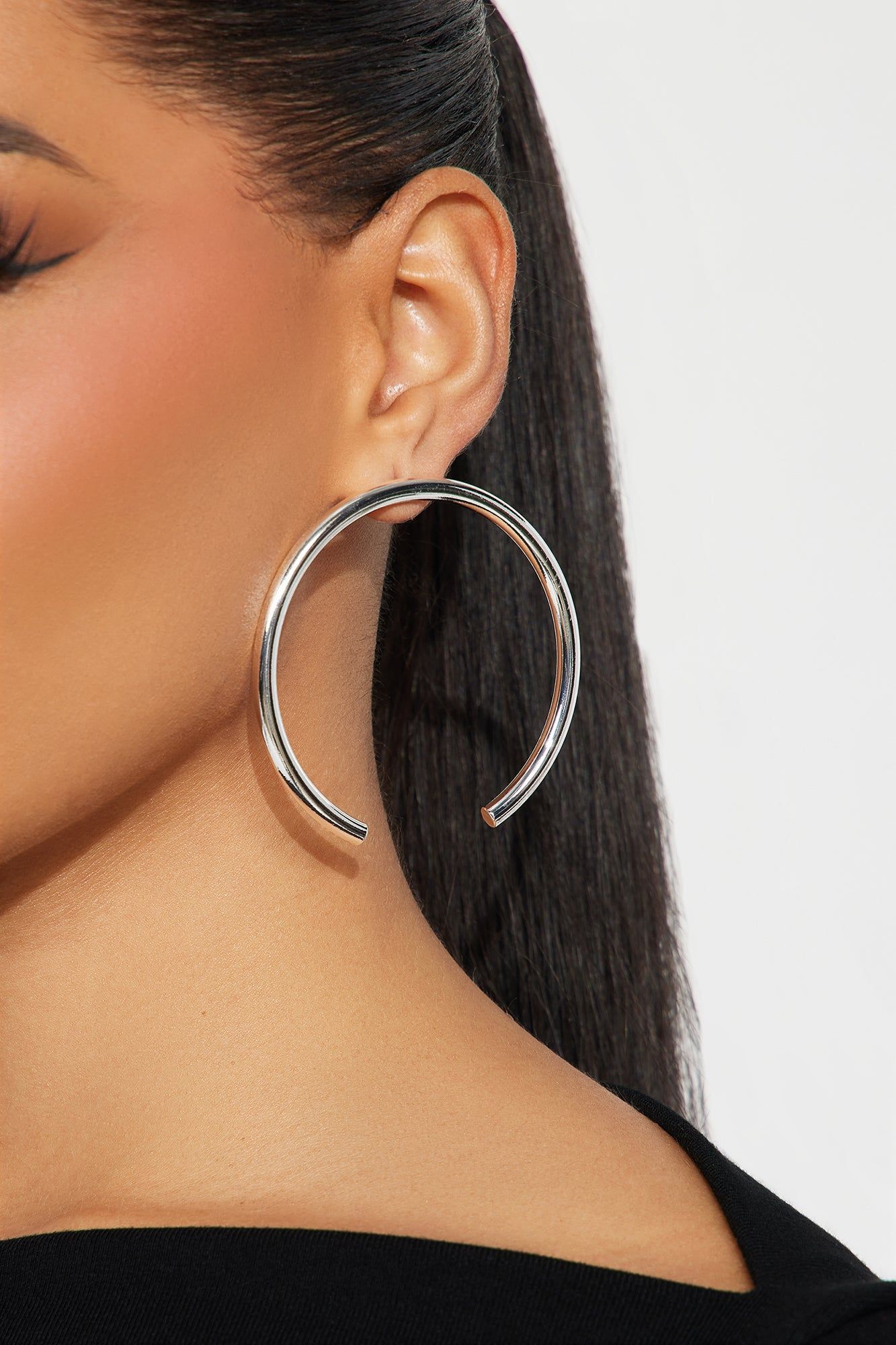 Over The Loop Earrings - Silver sold by Fashion Nova