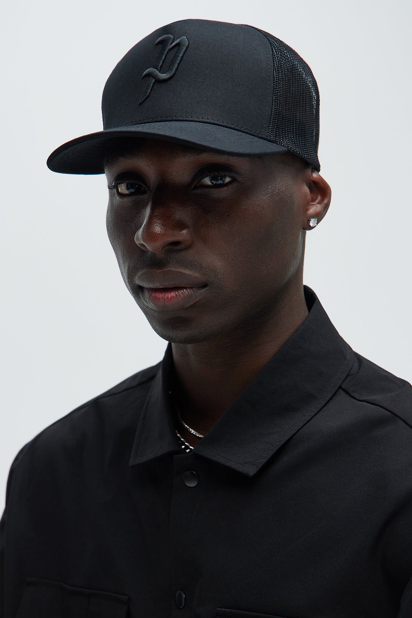 Pittsburgh Twill Trucker Hat - Black/Black sold by Fashion Nova