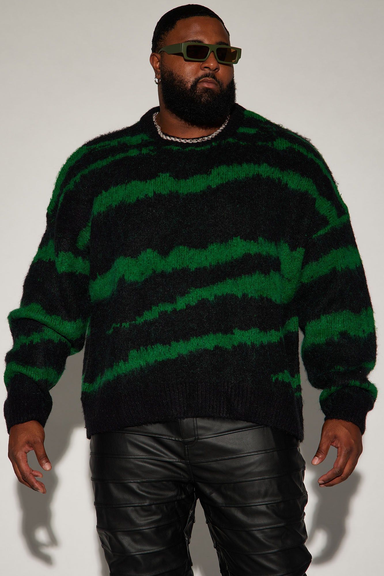 In The Game Crewneck Sweater - Black/Green sold by Fashion Nova product image thumbnail 4