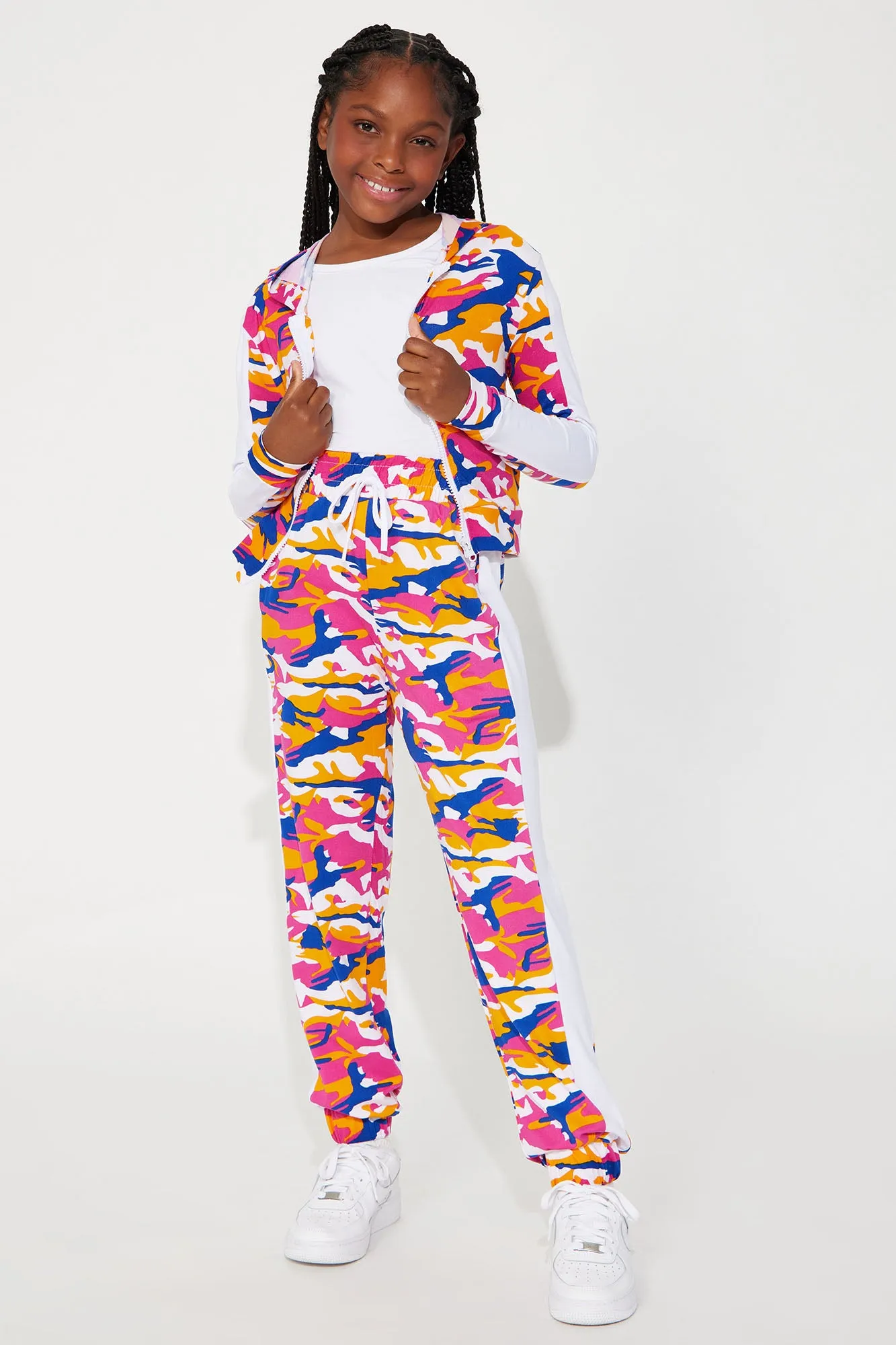 Mini Artist In The Works Cozy Knit Jogger Set - Fuchsia/combo sold by Fashion Nova