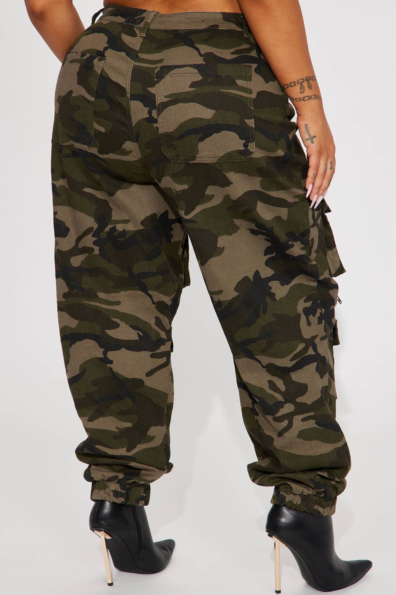 Playoffs Camo Cargo Jogger - Olive/combo sold by Fashion Nova product image thumbnail 7