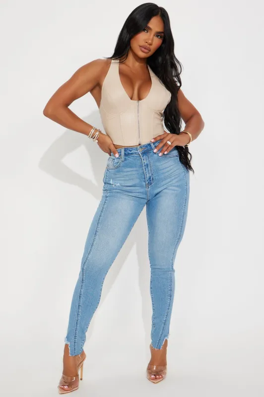 Haislee Stretch Skinny Jeans - Medium Wash sold by Fashion Nova