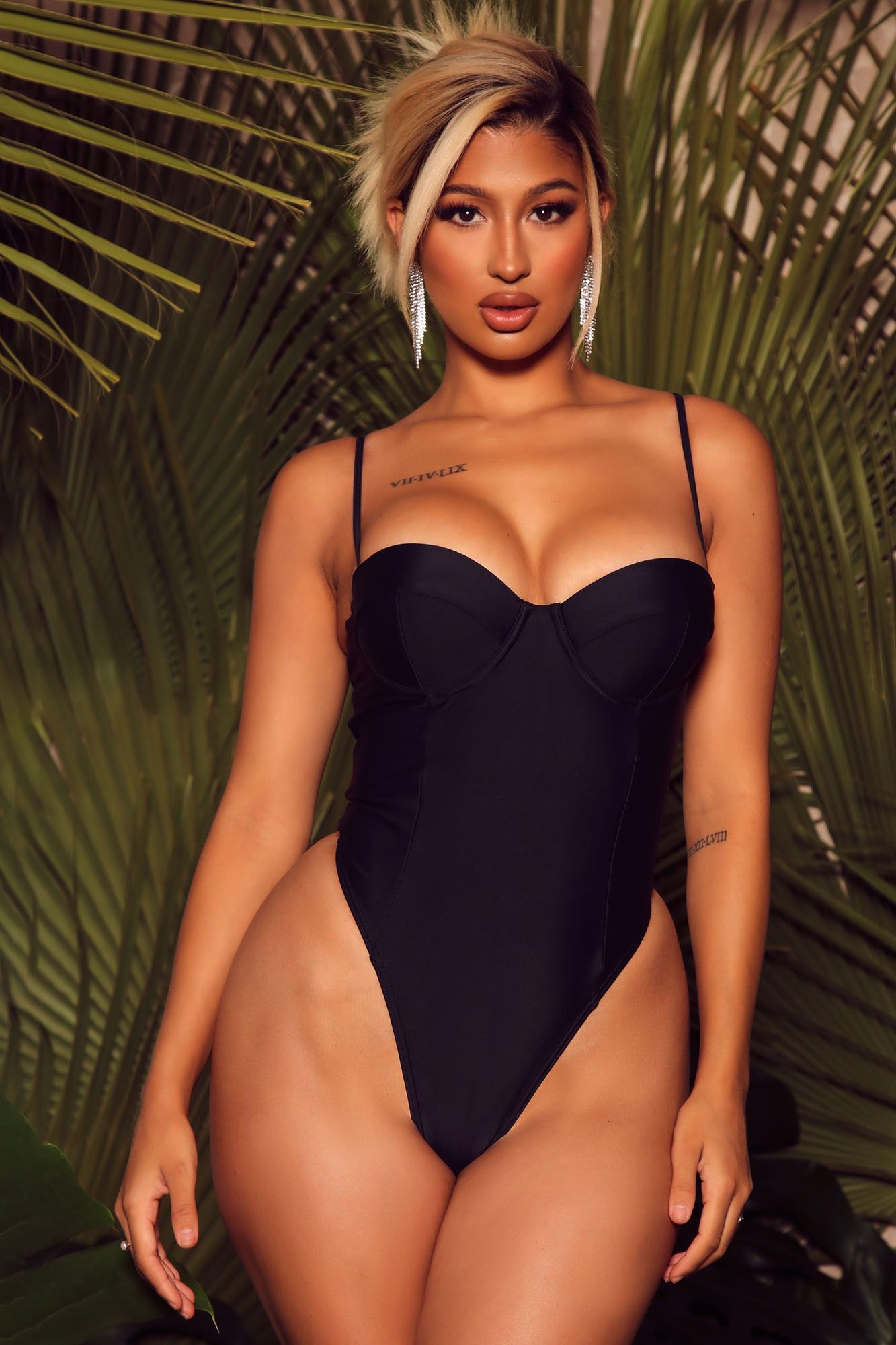 Sea La Vie One Piece Swimsuit - Black sold by Fashion Nova