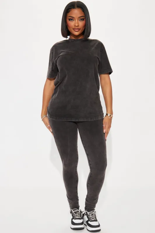 Stepping Out Mineral Wash Legging Set - Charcoal sold by Fashion Nova