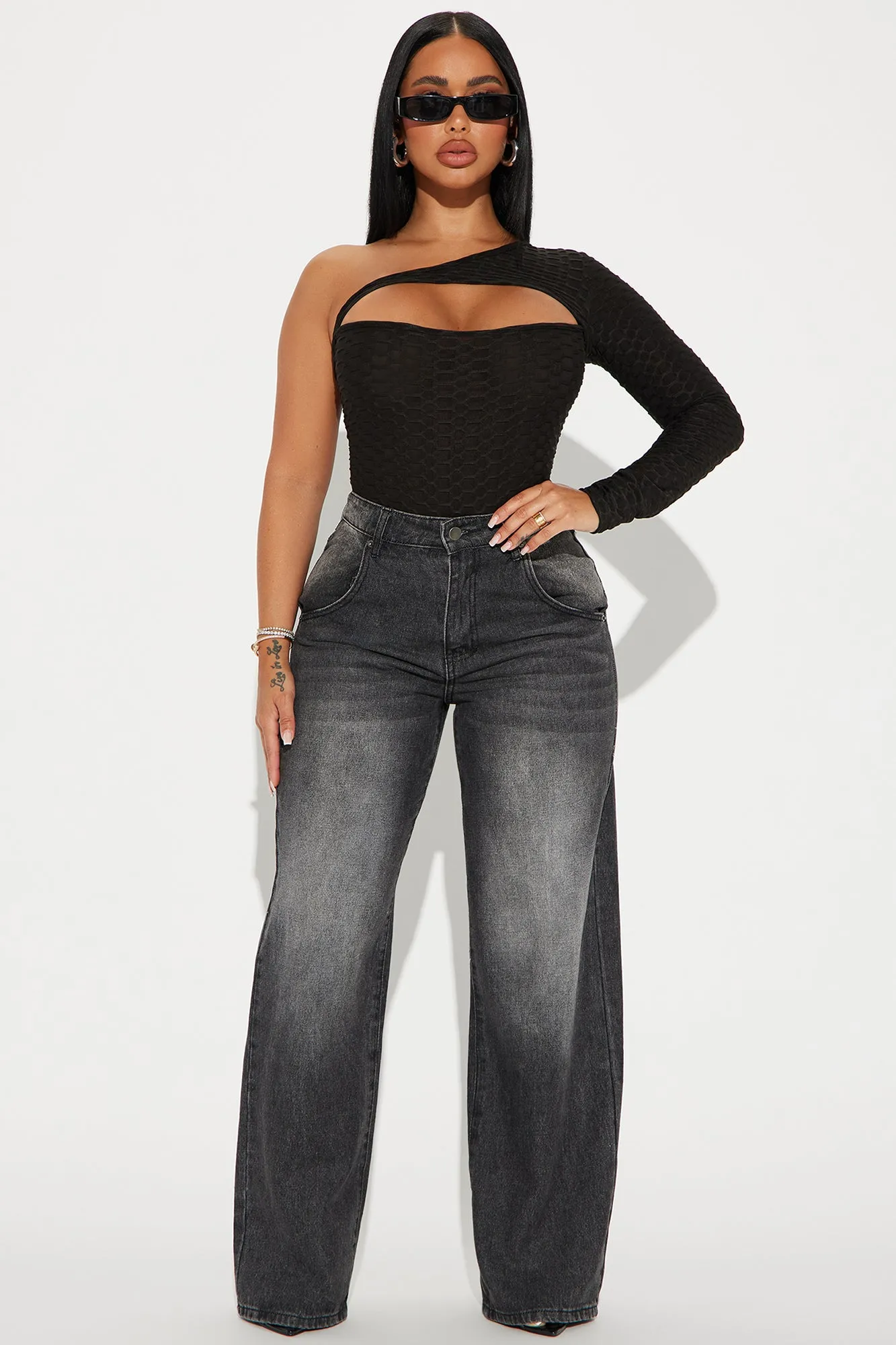 Can't Resist Bodysuit - Black sold by Fashion Nova product image thumbnail 2