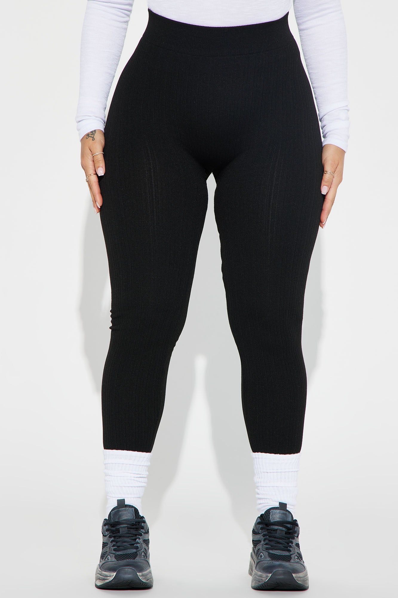 Stacy Seamless Cable Legging - Black sold by Fashion Nova product image thumbnail 2