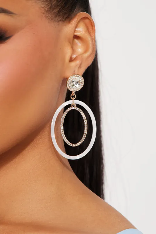 Evening Dinner Earrings - White/Gold sold by Fashion Nova