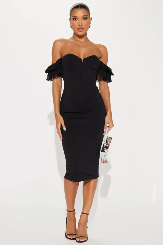 Maelis Off Shoulder Midi Dress - Black made by Fashion Nova
