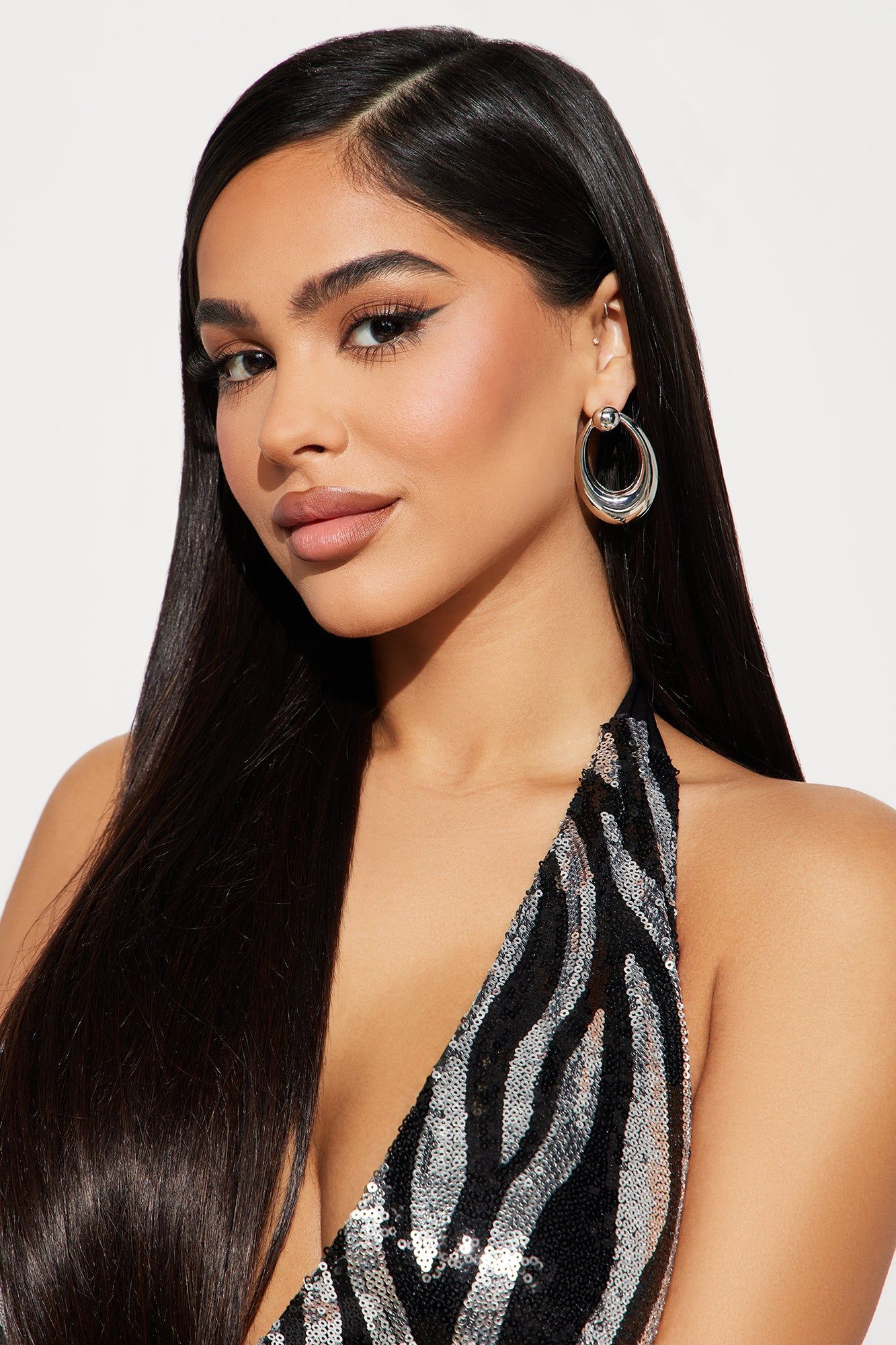 Date Night Drop Earrings - Silver sold by Fashion Nova product image thumbnail 2