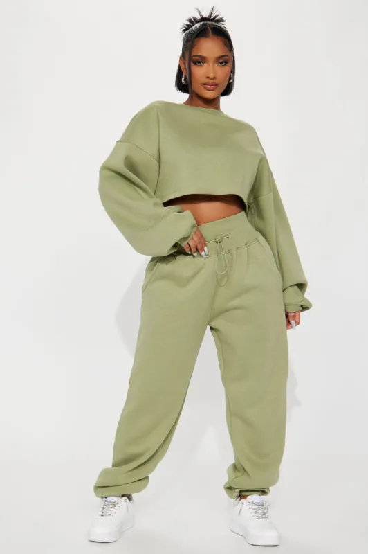 Feeling Good Fleece Jogger Set - Sage sold by Fashion Nova