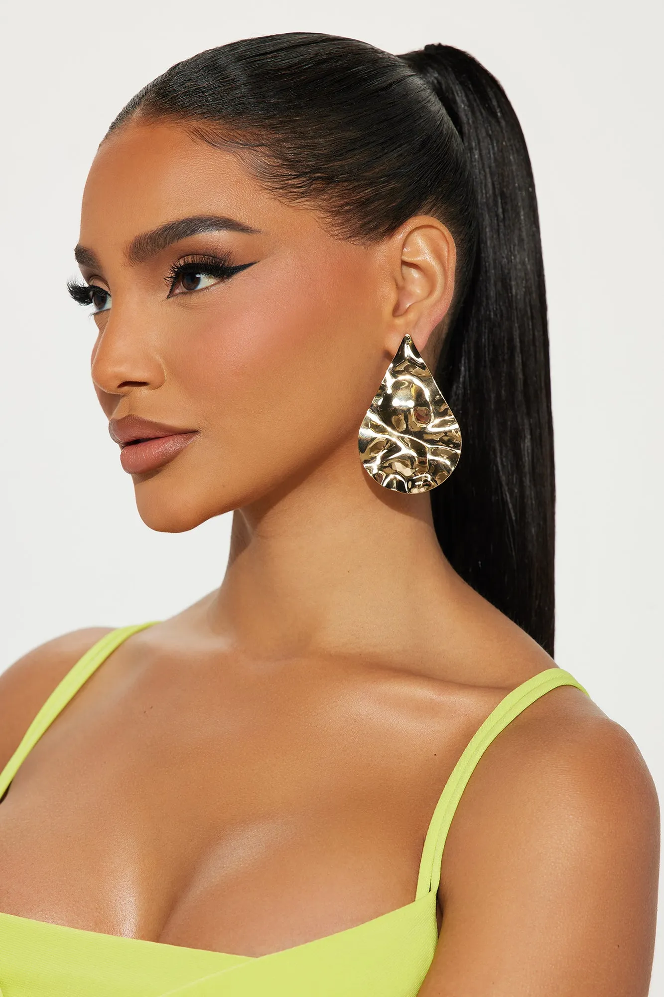 The Edgy Minimalist Earrings - Gold sold by Fashion Nova product image thumbnail 2