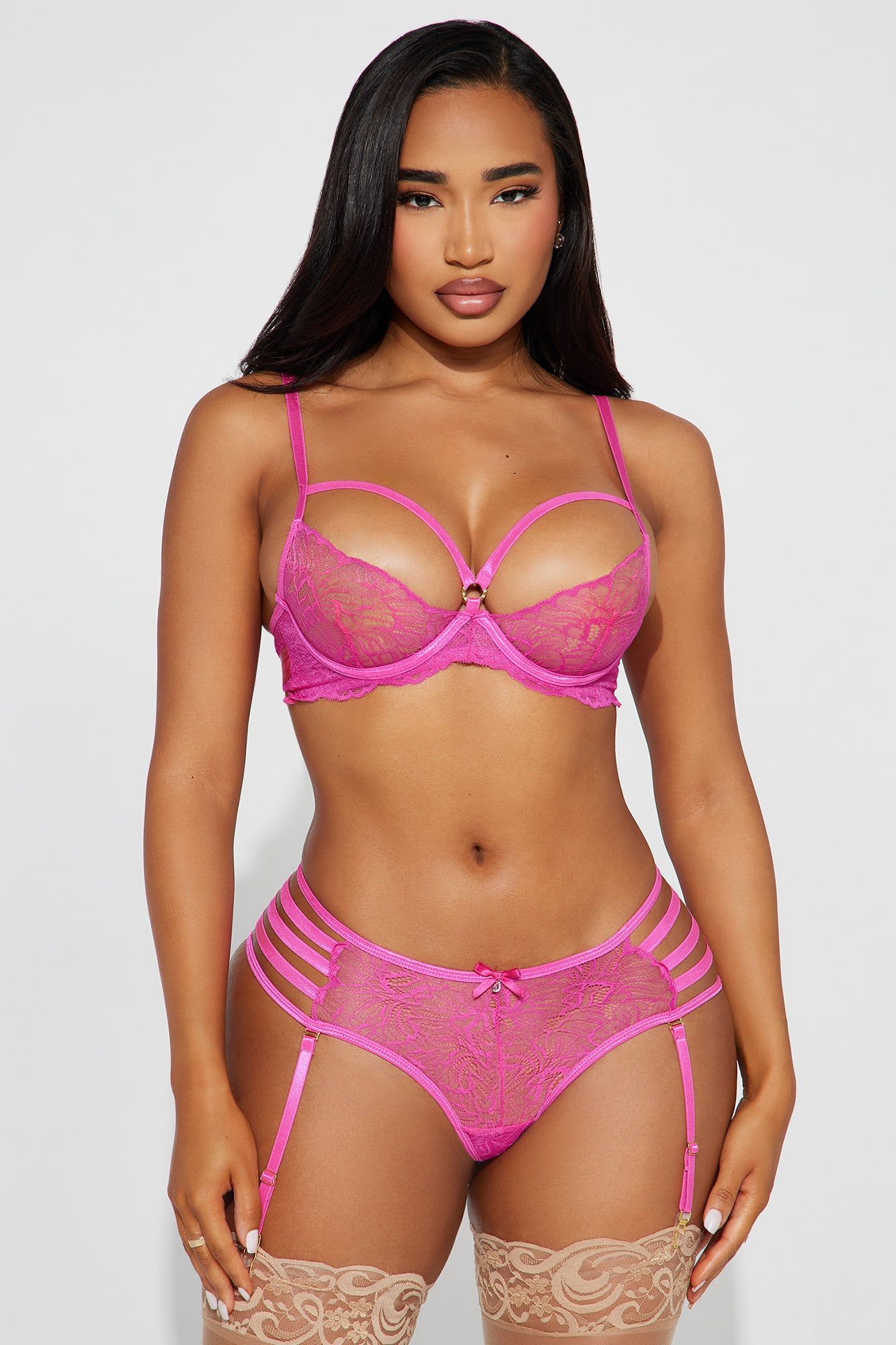 Alluring Aura Lace 2 Piece Garter Set - Fuchsia sold by Fashion Nova