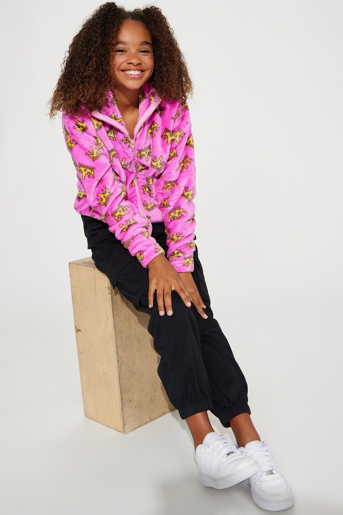 Mini Queen Of Everything Plush Jacket - Pink sold by Fashion Nova product image thumbnail 2