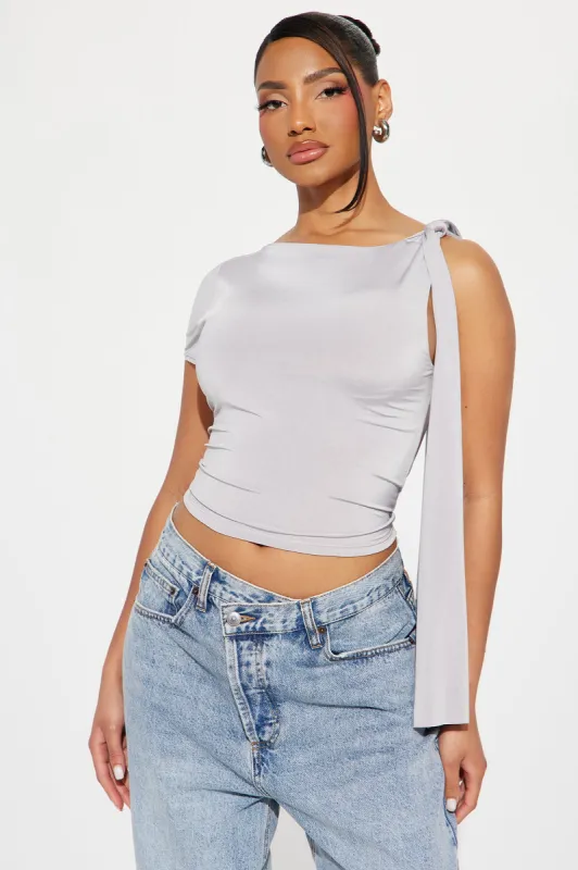 Kiara One Shoulder Top - Grey made by Fashion Nova