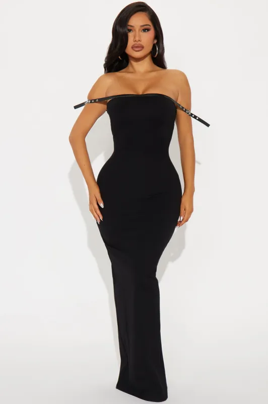 Madison Off Shoulder Maxi Dress - Black sold by Fashion Nova