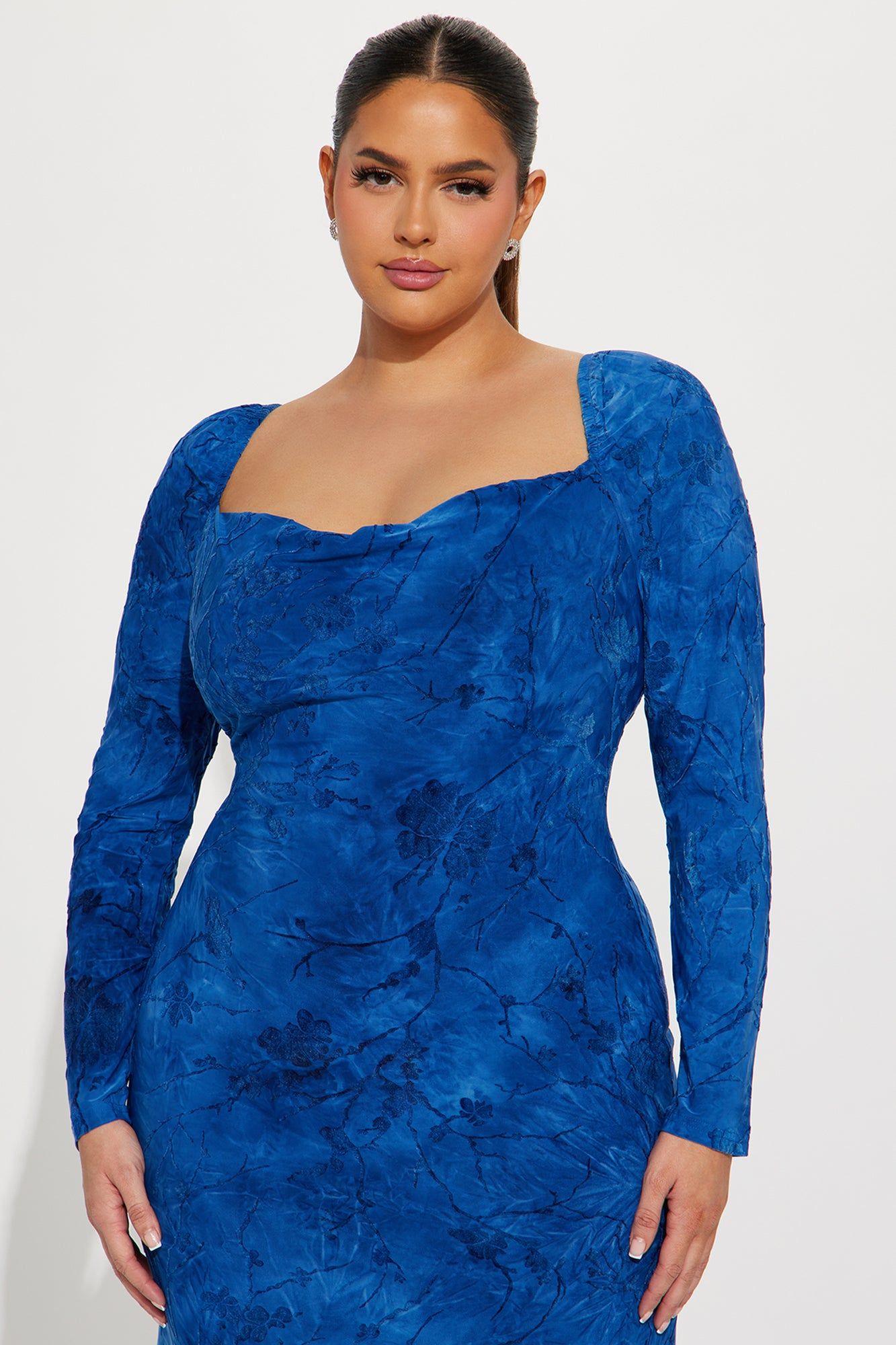 Leah Maxi Dress - Blue sold by Fashion Nova product image thumbnail 5