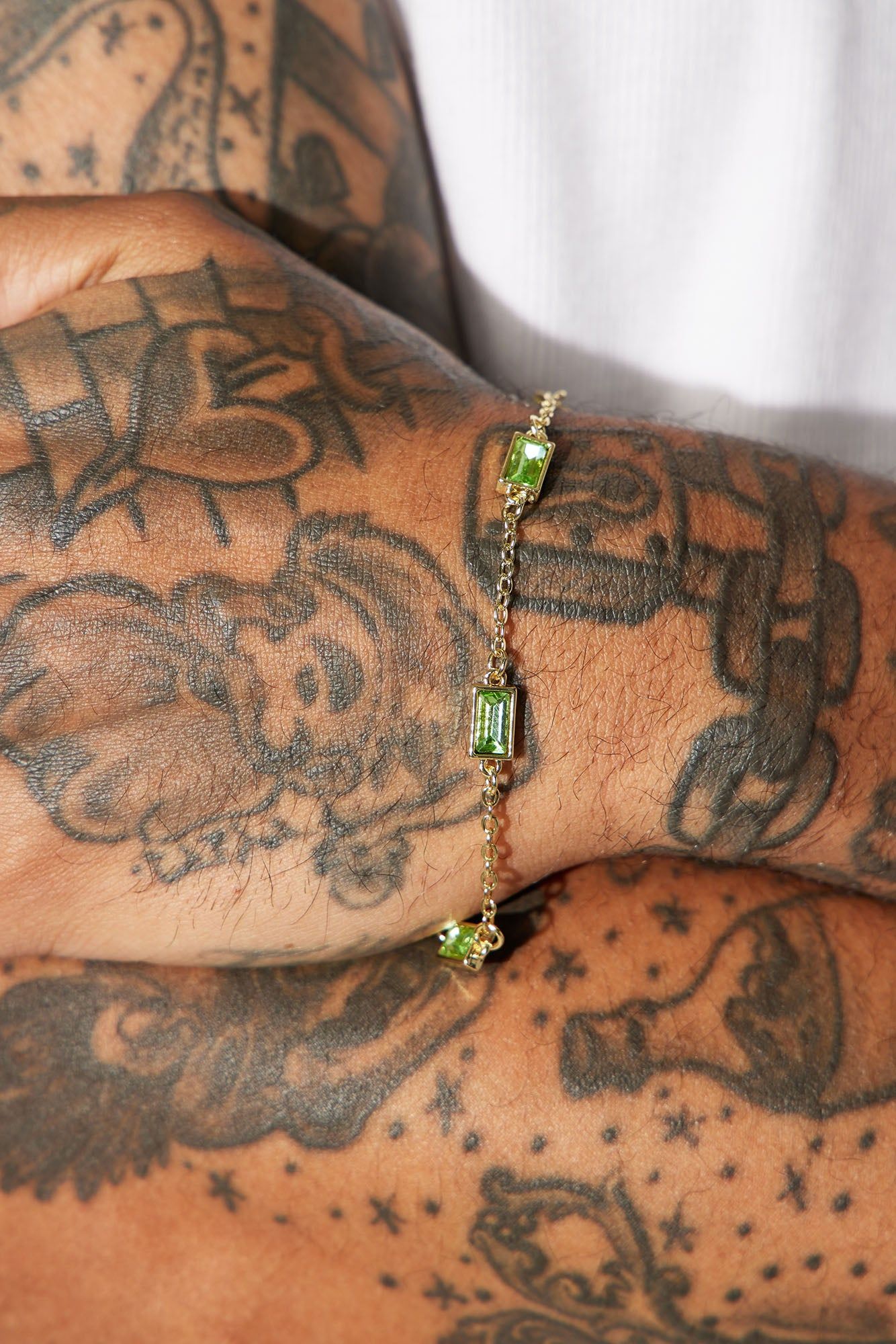 Emerald Chain Link Bracelet - Gold sold by Fashion Nova