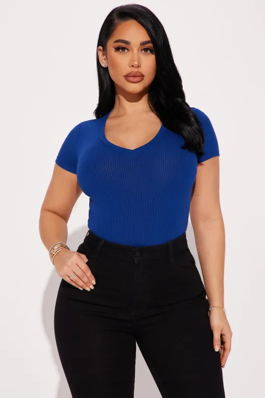 Valentina V-Neck Short Sleeve Tee - Navy sold by Fashion Nova
