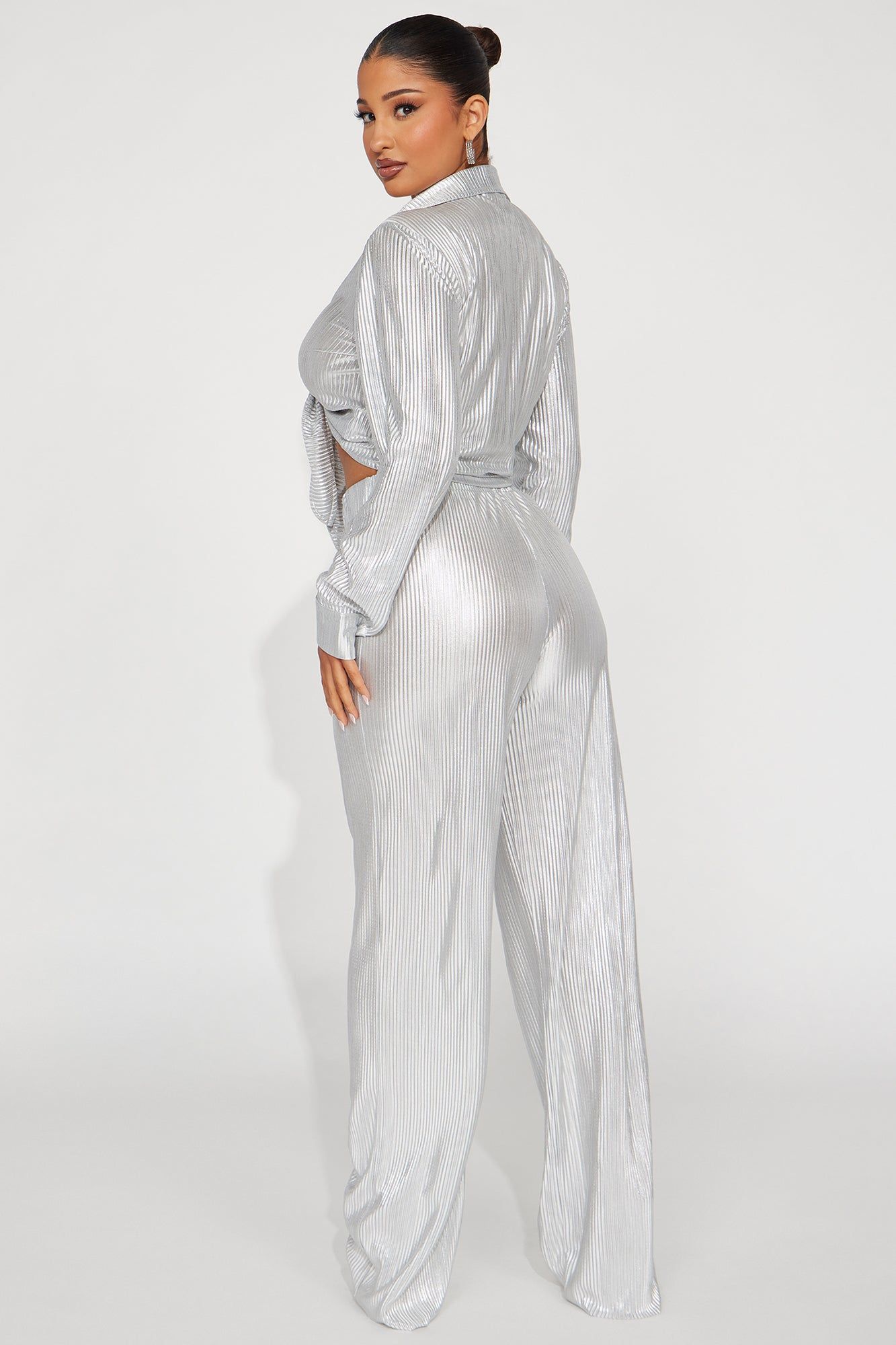 Social Season Plisse Pant Set - Silver sold by Fashion Nova product image thumbnail 3
