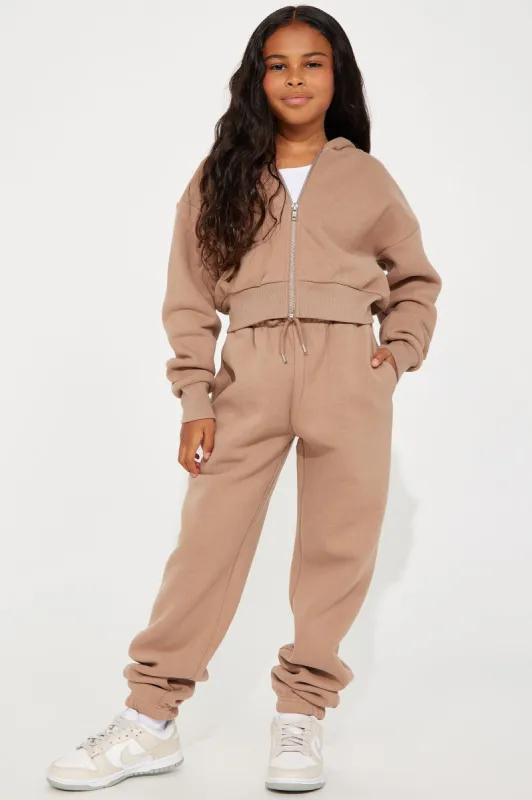 Mini Brianna Jogger Pant Set - Mocha sold by Fashion Nova