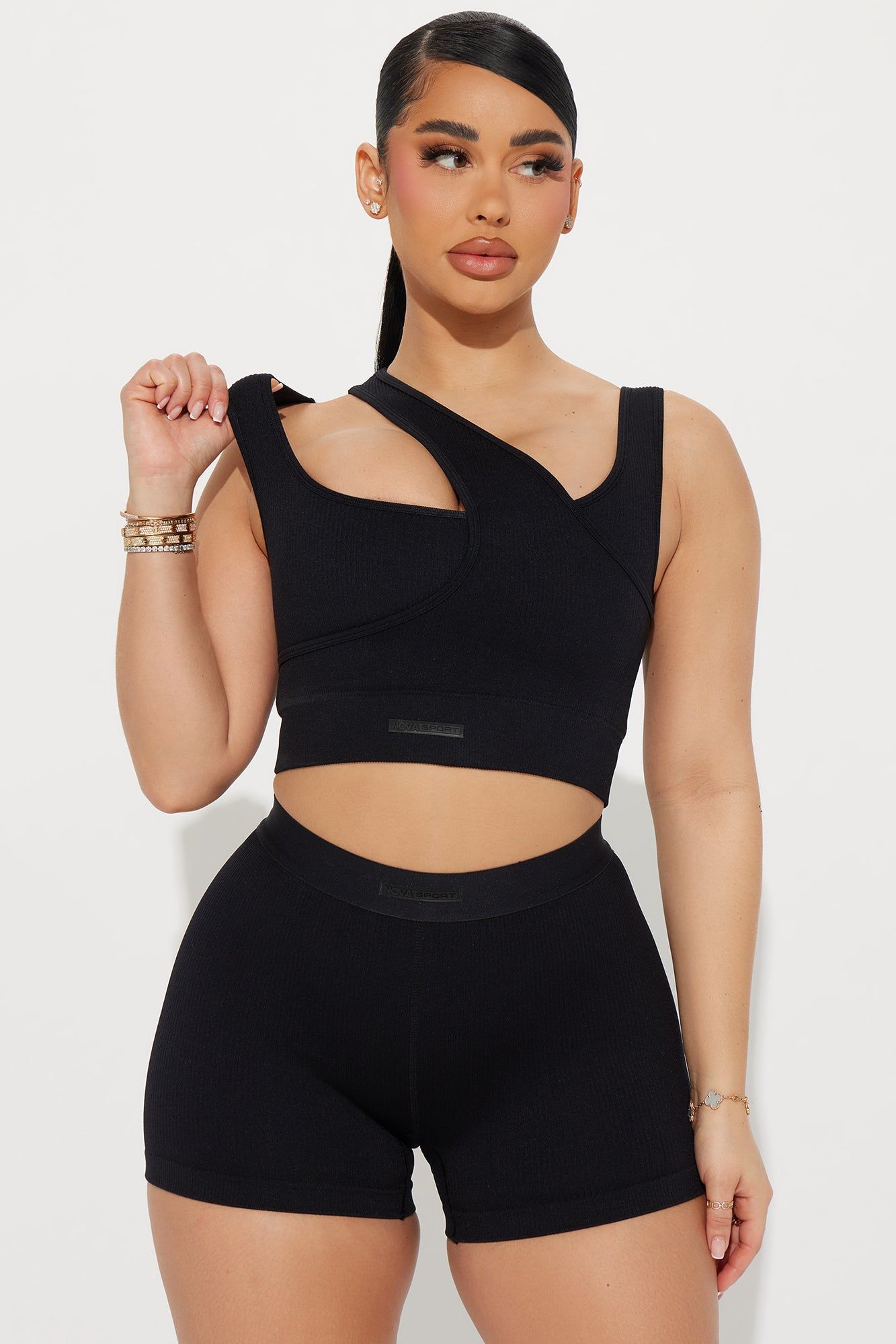 Uppercut Effortless Seamless Sports Bra - Black sold by Fashion Nova