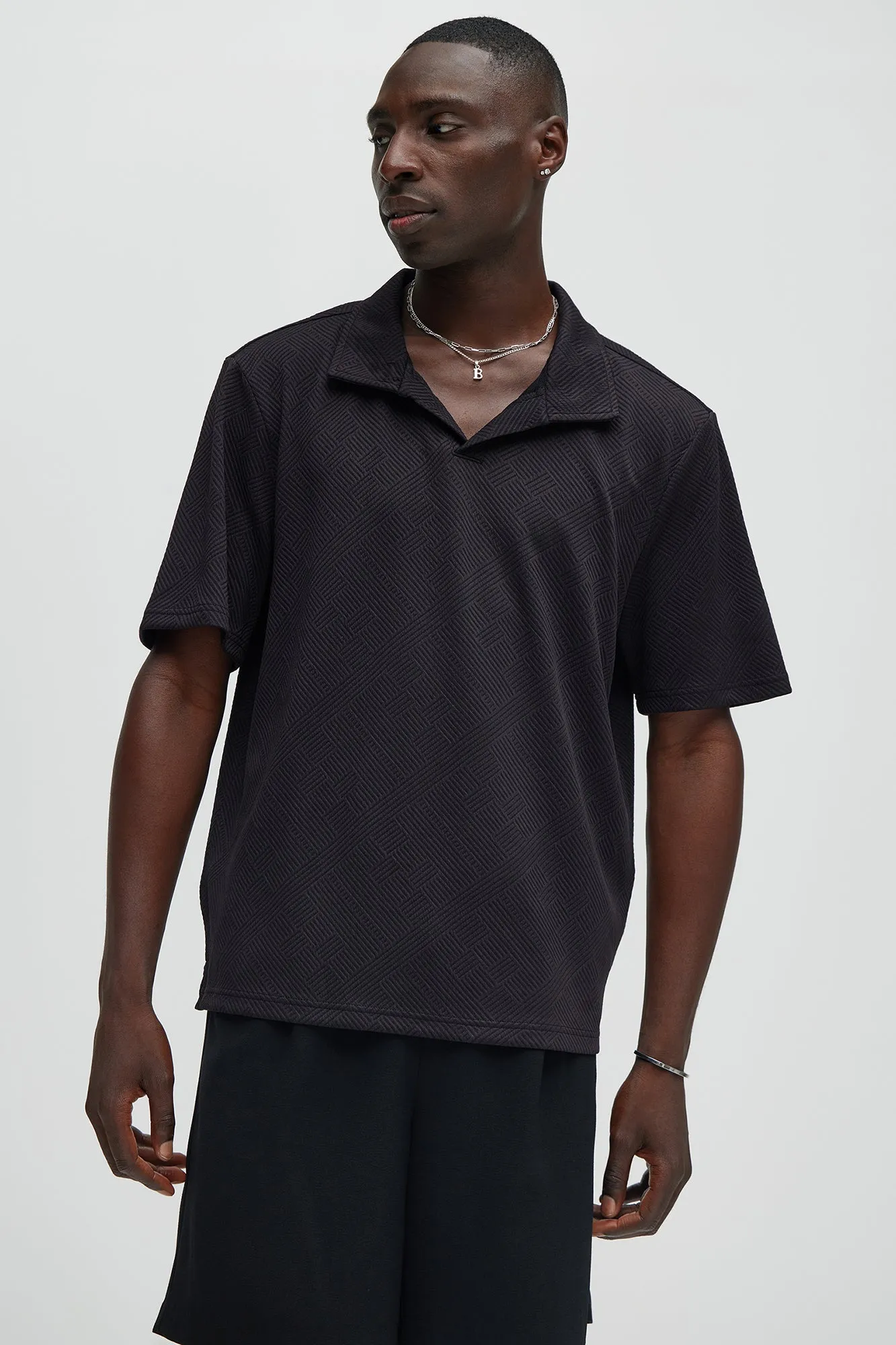 Easton Geo Textured Johnny Collar Polo - Black sold by Fashion Nova