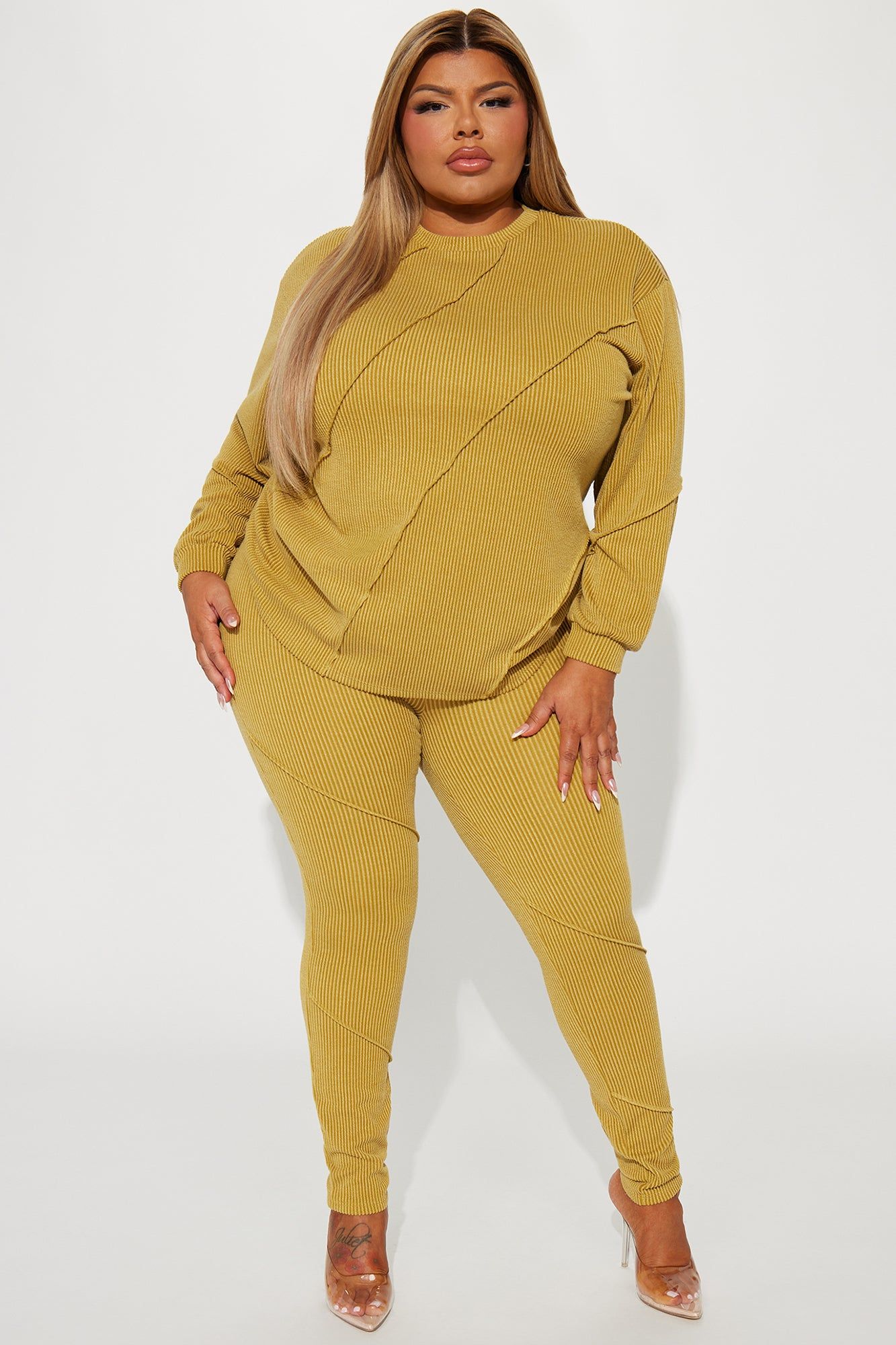 Lounge Vibes Legging Set - Chartreuse sold by Fashion Nova product image thumbnail 4